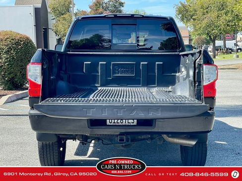 Used 2016 Nissan Titan SL RWD image 12