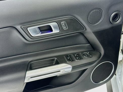Used 2022 Ford Mustang GT Premium RWD image 19