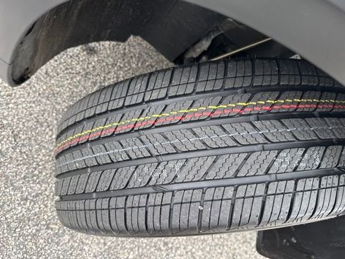 Certified 2022 Volkswagen Taos SE image 35