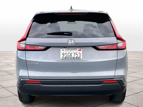 Used 2025 Honda CR-V EX image 7