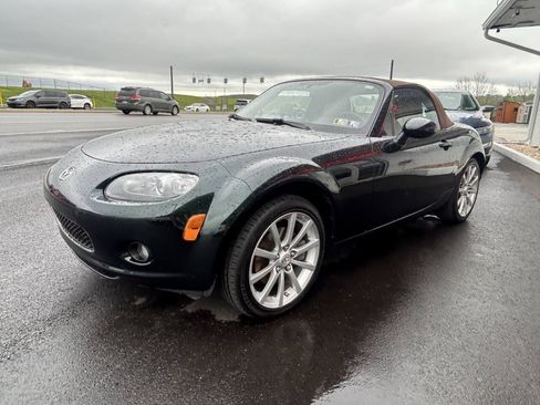 Used 2008 MAZDA MX-5 Miata Grand Touring w/ Premium Pkg RWD image 6