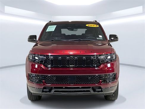 Used 2024 Jeep Wagoneer Series II image 10