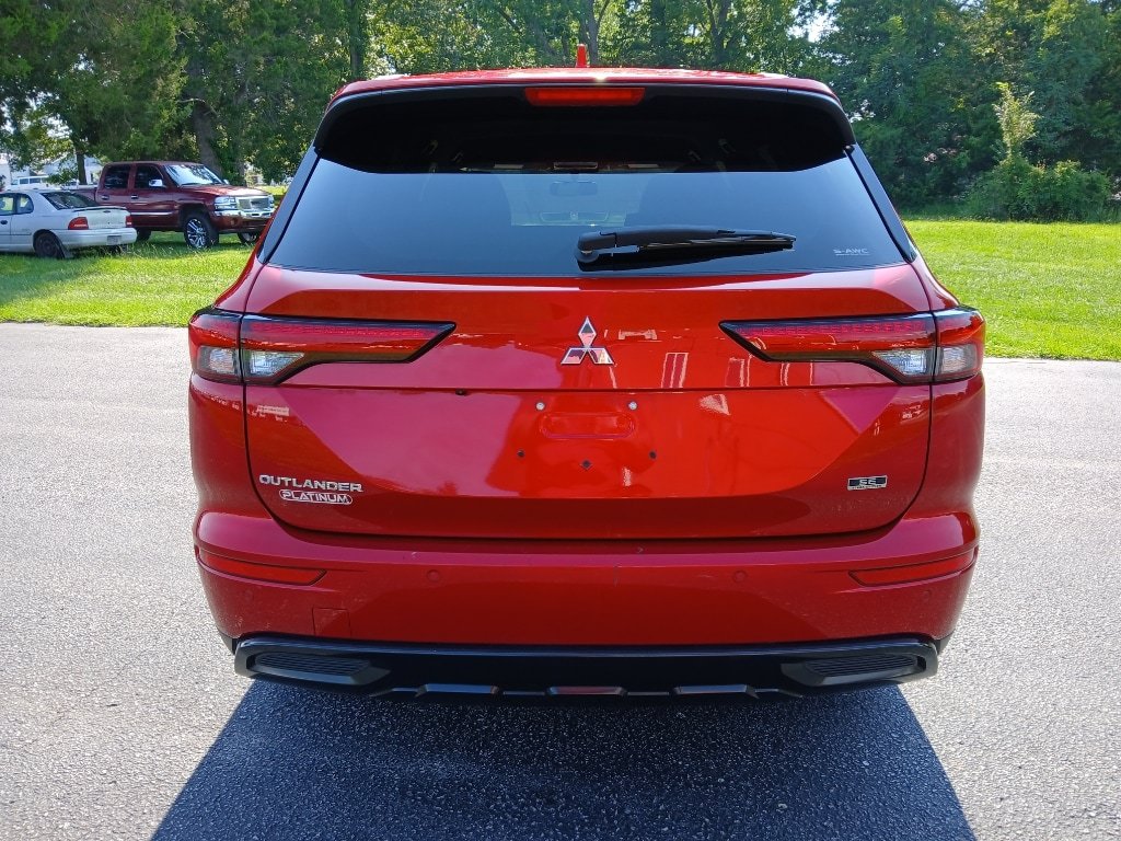 Used 2024 Mitsubishi Outlander SE Black Edition AWD/4WD image 5