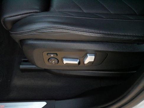 Used 2023 BMW X5 xDrive40i w/ Premium Package image 20