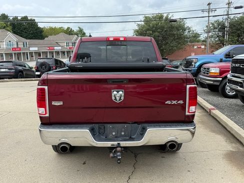 Used 2016 RAM 1500 Laramie w/ Convenience Group AWD/4WD image 7