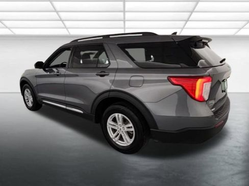 Certified 2024 Ford Explorer XLT AWD/4WD image 6