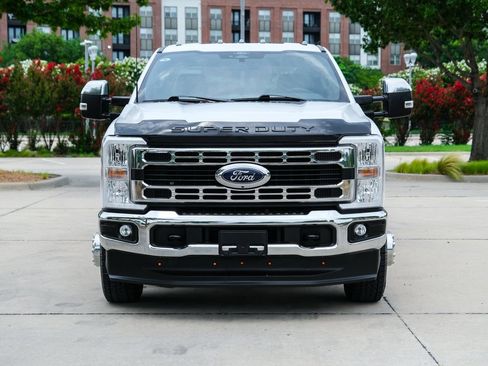 Used 2024 Ford F350 XLT w/ 360-Degree Camera Package AWD/4WD image 4