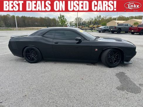 Used 2020 Dodge Challenger R/T Scat Pack RWD image 2