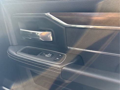 Used 2022 RAM 2500 Laramie image 31