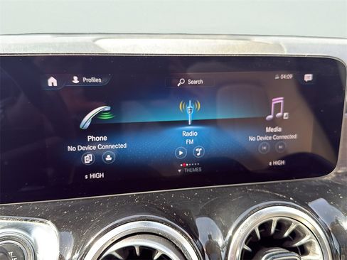 Certified 2023 Mercedes-Benz GLB 250 4MATIC image 16