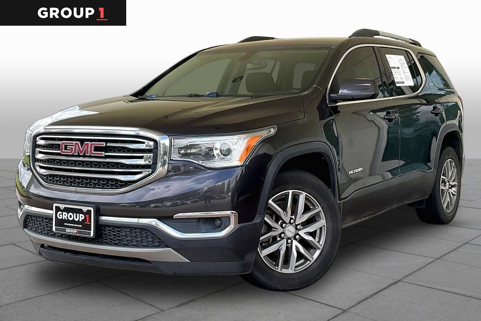 Used 2017 GMC Acadia SLE FWD image 1