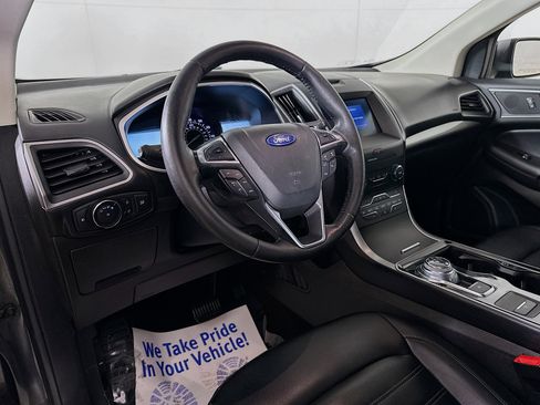 Used 2019 Ford Edge SEL w/ Equipment Group 201A image 9