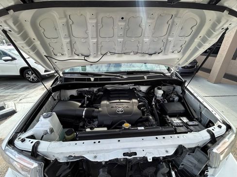 Used 2017 Toyota Sequoia Platinum image 9