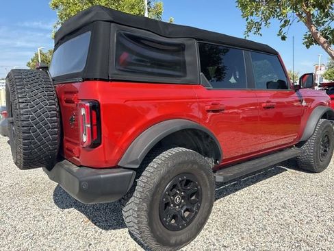 Used 2023 Ford Bronco Outer Banks w/ Sasquatch Package AWD/4WD image 3