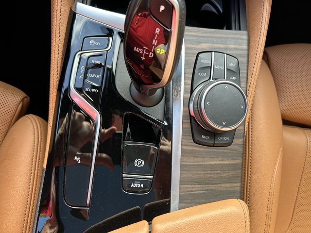 Certified 2023 BMW 540i w/ Dynamic Handling Package RWD image 11