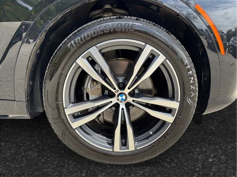 Used 2023 BMW X7 xDrive40i AWD/4WD image 13