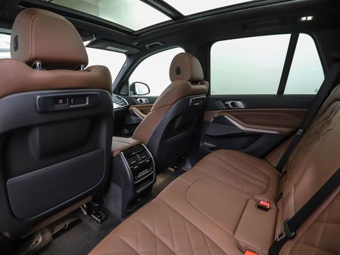 Certified 2023 BMW X5 xDrive40i w/ M Sport Package image 21