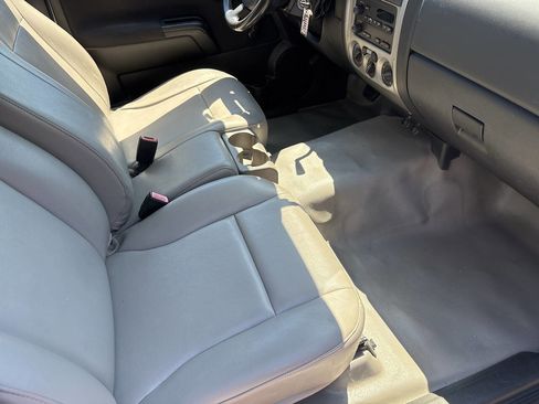 Used 2012 Chevrolet Colorado W/T RWD image 5
