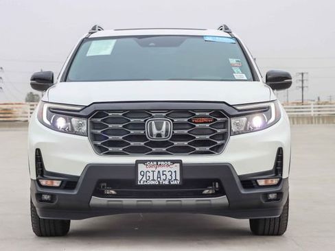 Used 2023 Honda Passport TrailSport image 4