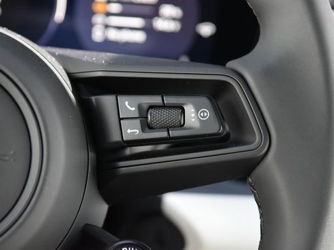 Certified 2025 Porsche Macan 4 Electric image 39