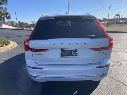 Certified 2023 Volvo XC60 B5 Ultimate w/ Climate Package image 8