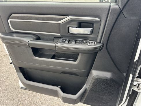 Used 2024 RAM 2500 Big Horn w/ Off Road Package image 14