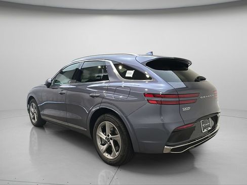 New 2026 Genesis GV70 2.5T Select AWD/4WD image 4