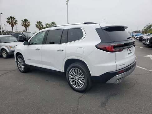 New 2026 GMC Acadia Denali w/ Super Cruise Package FWD image 3