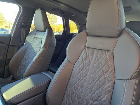 New 2025 Audi SQ5 Premium Plus image 18