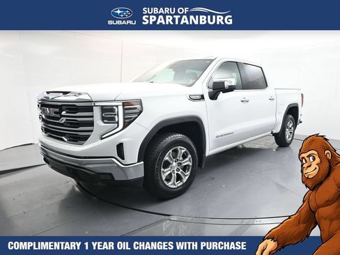 Used 2025 GMC Sierra 1500 SLT AWD/4WD image 3