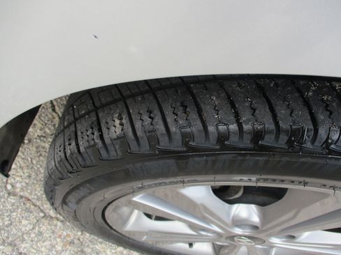 Used 2017 Hyundai Elantra SE FWD image 11