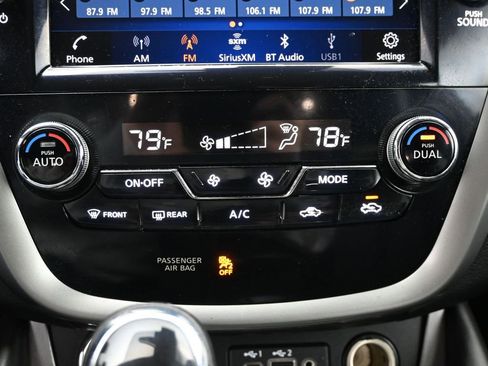 Used 2024 Nissan Murano SV image 25