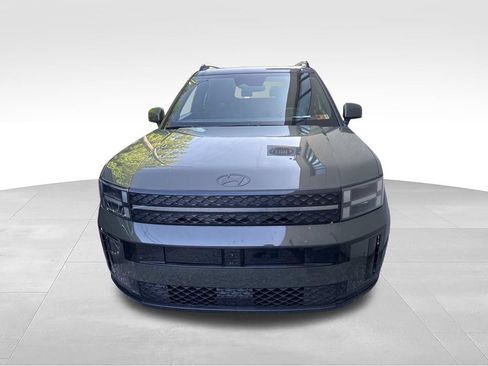 Used 2025 Hyundai Santa Fe Calligraphy AWD/4WD image 2