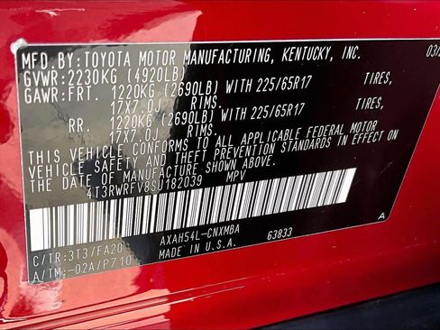 Used 2025 Toyota RAV4 XLE image 32