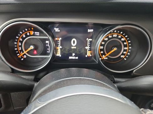 Used 2020 Jeep Gladiator Sport w/ Quick Order Package 24S AWD/4WD image 18