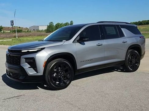 New 2026 Chevrolet Traverse RS FWD image 4