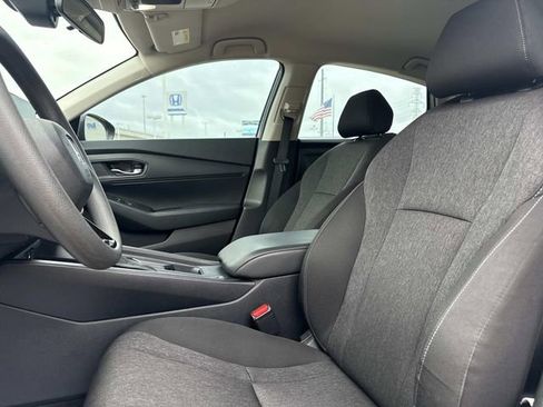 Used 2023 Honda Accord LX image 7