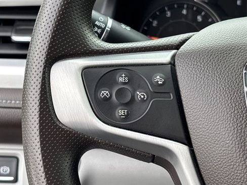 Used 2023 GMC Acadia SLE w/ LPO, Floor Liner Package image 31