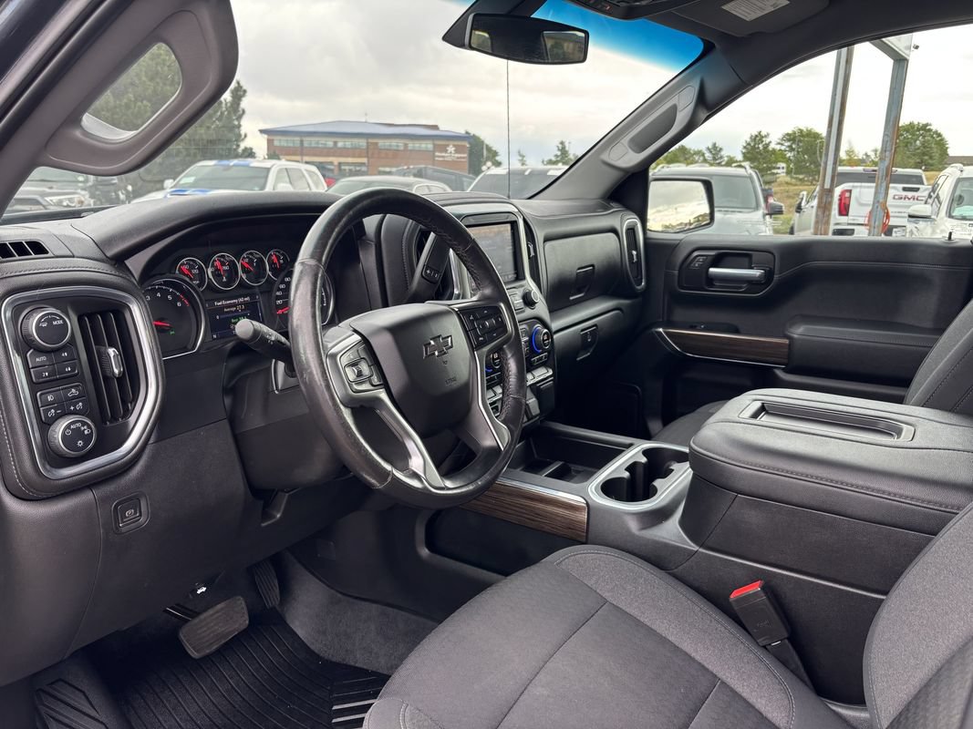 Used 2021 Chevrolet Silverado 1500 RST AWD/4WD image 12