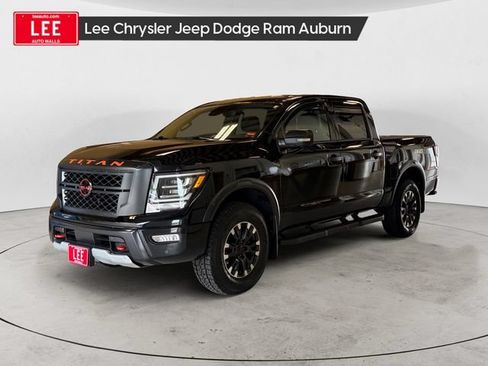 Used 2023 Nissan Titan PRO-4X w/ Pro-4x Convenience Package AWD/4WD image 1