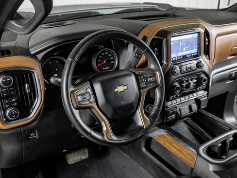 Used 2022 Chevrolet Silverado 3500 High Country w/ Safety Package II AWD/4WD image 15
