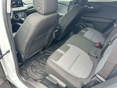 Used 2024 Chevrolet Blazer LT w/ Convenience Package FWD image 21