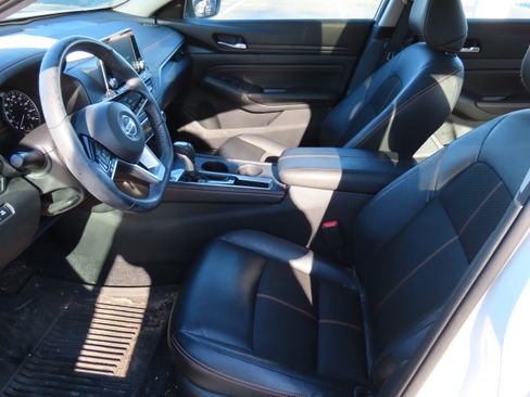 Used 2020 Nissan Altima 2.0 SR image 39