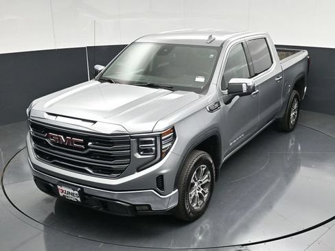 Used 2025 GMC Sierra 1500 SLT AWD/4WD image 49