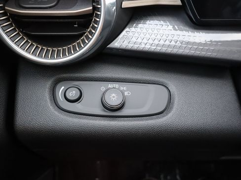 New 2026 Chevrolet Trax ACTIV w/ Driver Confidence Package image 15