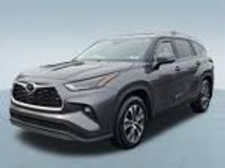 Used 2024 Toyota Highlander XLE AWD/4WD video 2