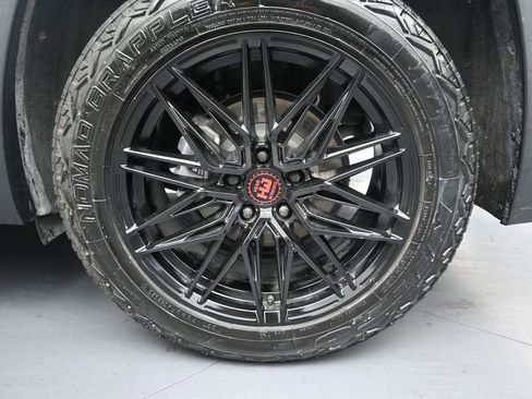 Used 2020 GMC Terrain SLE FWD image 10