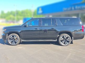 Used 2020 Chevrolet Suburban Premier w/ RST 6.2L Performance Edition AWD/4WD video 3
