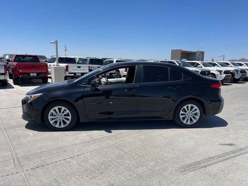 Used 2023 Toyota Corolla LE w/ LE Premium Package FWD image 7