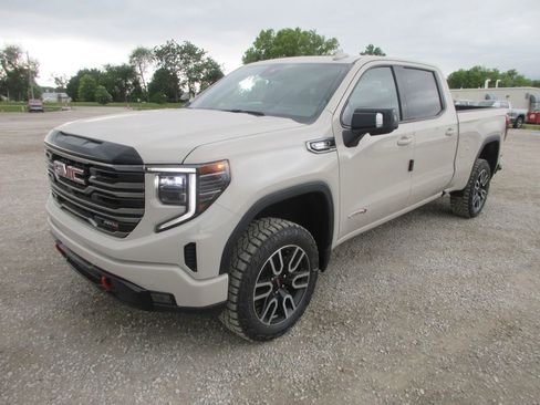 New 2026 GMC Sierra 1500 AT4 w/ AT4 Premium Package AWD/4WD image 10